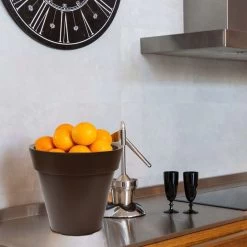 WellHome Macetero Polietileno Por Rotomoldeo Bronce 35x30 Cm -Intemperie Jardín Tienda 65515a2799f1738a